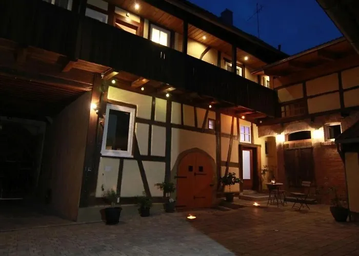 Townhouse Modern Retreat Semesterbostad