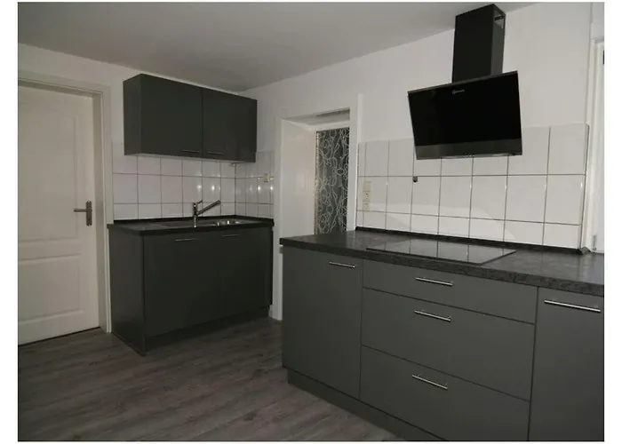 Semesterbostad Townhouse Modern Retreat Mellrichstadt